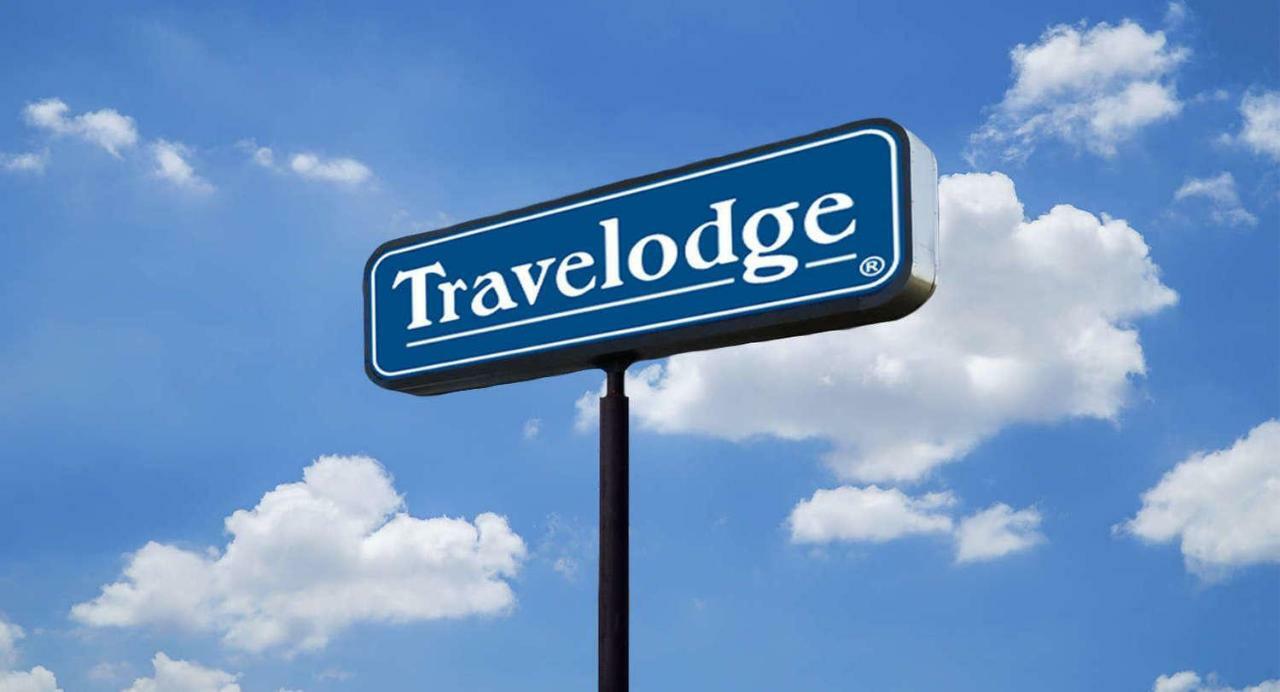 Travelodge By Wyndham Worland Екстер'єр фото